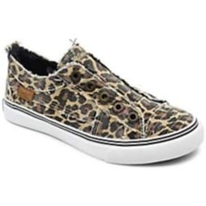 Blowfish Malibu Laceless Sneakers - BNIB!!!